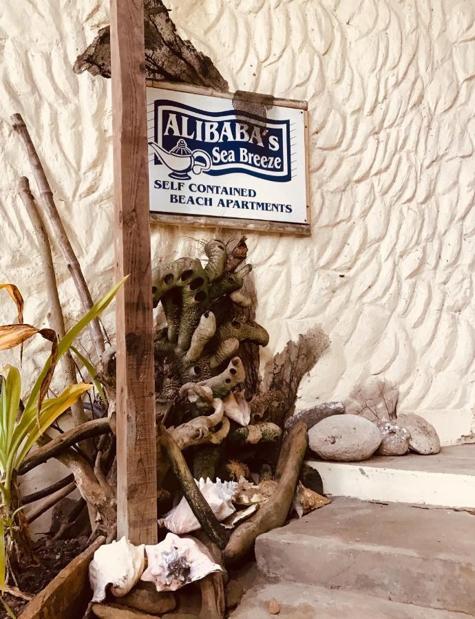 Alibaba'S Seabreeze Apartamento Castara Exterior foto