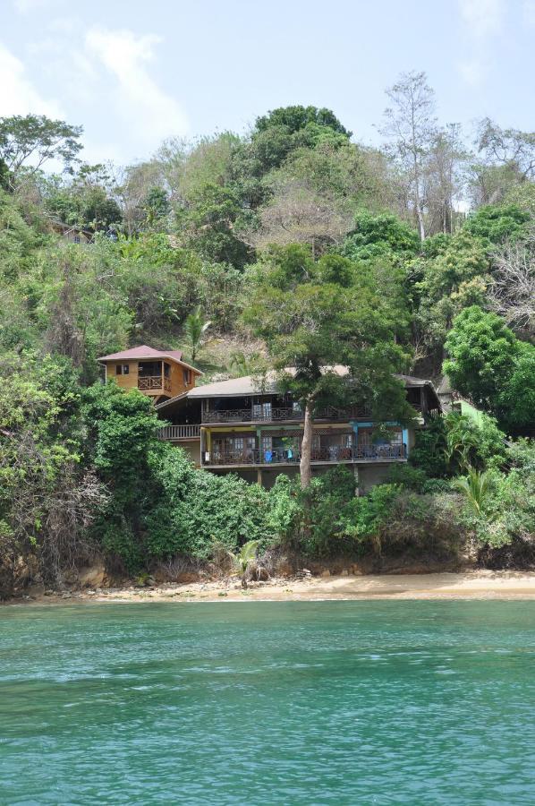 Alibaba'S Seabreeze Apartamento Castara Exterior foto